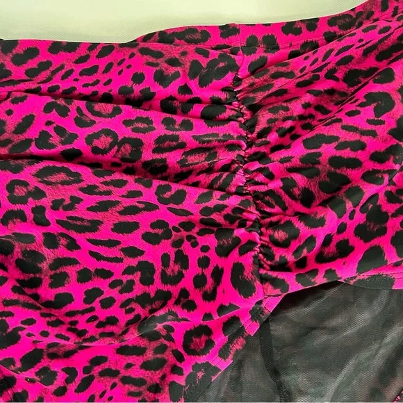 Torrid Swim Bottoms Women’s 2X Pink Black Leopard Print High-Waisted - Picture 2 of 10